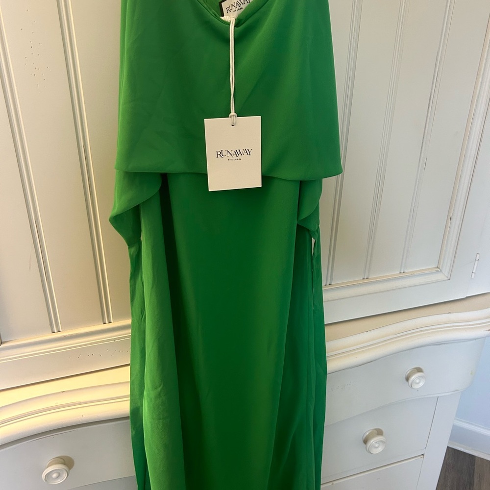 Lexie Dress in Apple - Runway the Label - Revolve - Picture 4 of 5